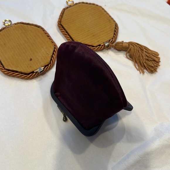 Cobalt Blue and Gold Man & Women Wall plaques and Old Change purse - Picture 10 of 11